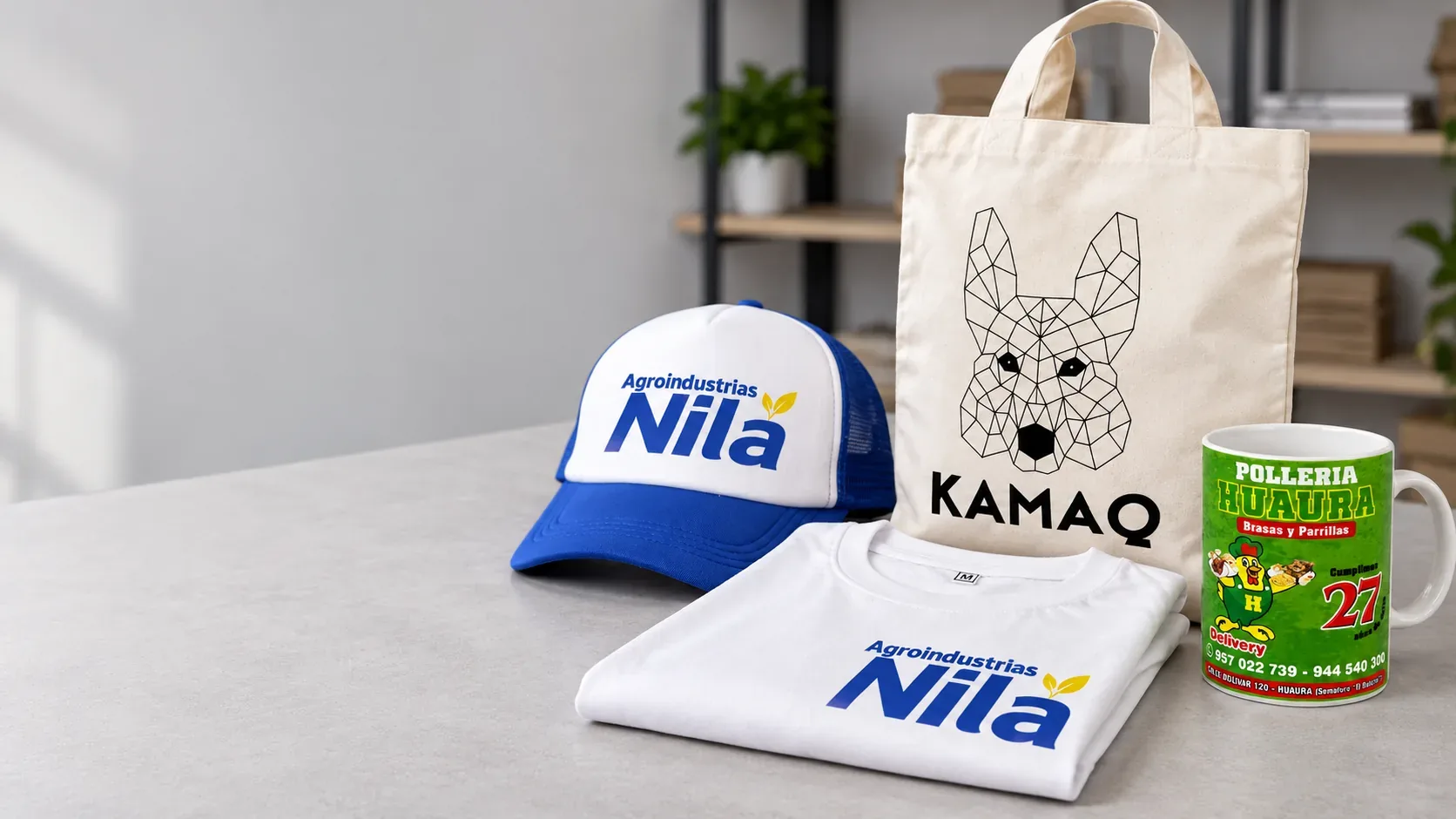 Merchandising para negocios: gorra, polo, bolsa de tela y taza personalizados con logo